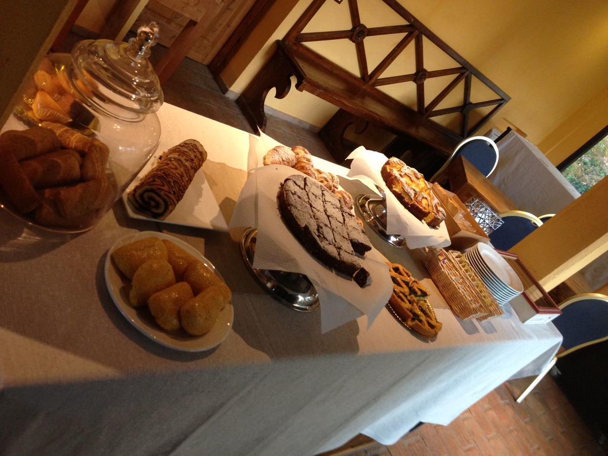פררה Conte Pietro Room&Breakfast מראה חיצוני תמונה