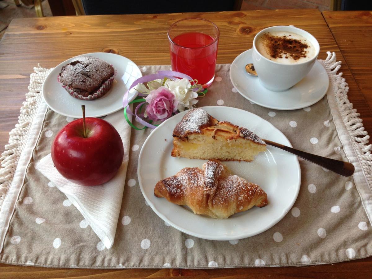 פררה Conte Pietro Room&Breakfast מראה חיצוני תמונה